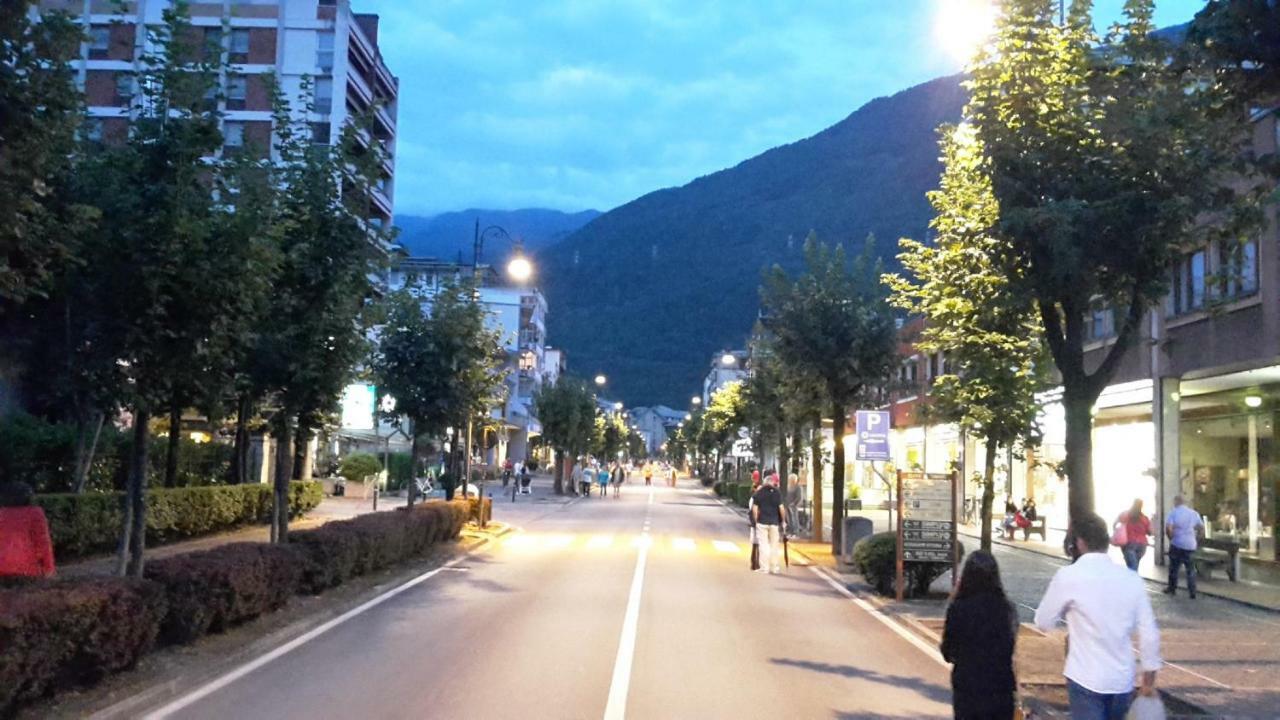Bed And Breakfast Sweet Home Tirano Luaran gambar